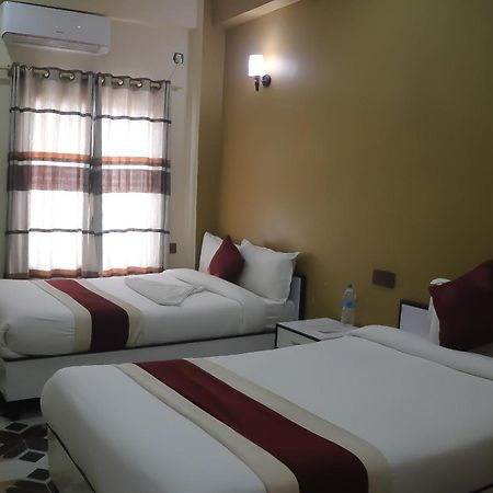 Hotel Flycatcher Chitwan- A Jungle Safari Home ソーラハ エクステリア 写真