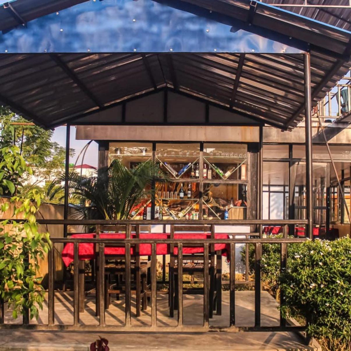 Hotel Flycatcher Chitwan- A Jungle Safari Home ソーラハ エクステリア 写真
